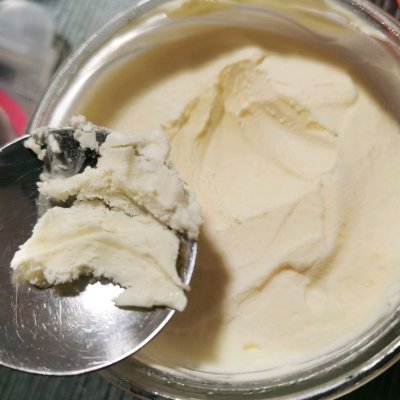 牛奶冰淇淋怎么制作（自制奶香冰淇淋步骤分享）(11)