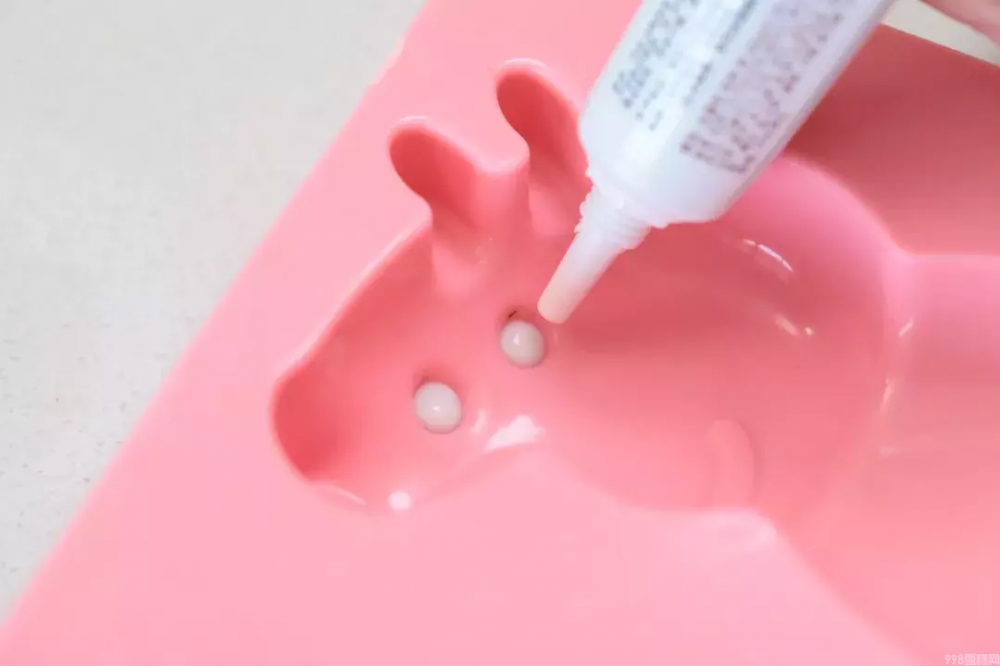 小猪佩奇雪糕怎么做的（教你做孩子最爱的佩奇雪糕）(3)