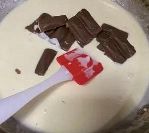 雪糕梦龙的做法（介绍龙雪糕做法无需打发没冰渣超级好吃）(3)