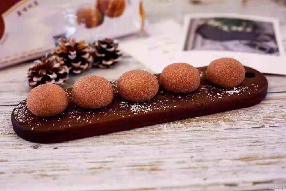 巧克力雪媚娘大福 20包10粒(1) 巧克力雪媚娘大福 20包10粒(1)